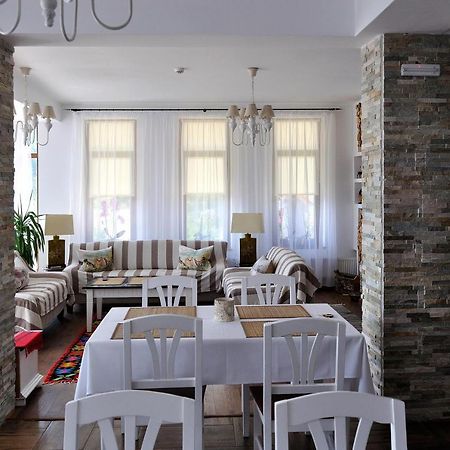 Hotel Pensiunea Doina Bucovinei Mînăstirea Humorului Esterno foto