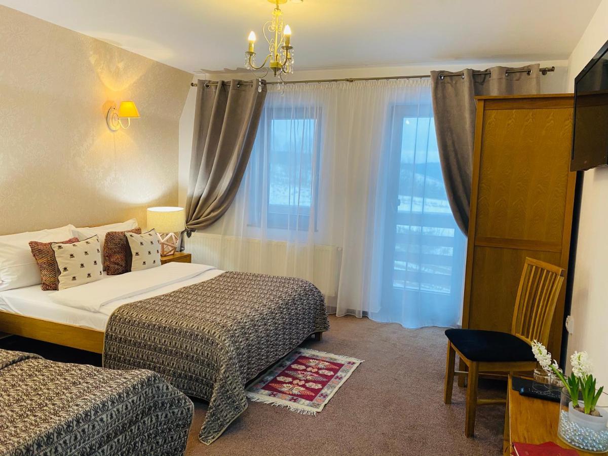 Hotel Pensiunea Doina Bucovinei Mînăstirea Humorului Esterno foto