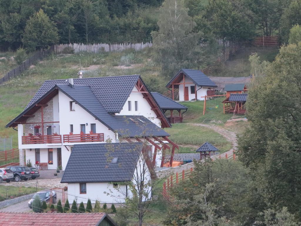 Hotel Pensiunea Doina Bucovinei Mînăstirea Humorului Esterno foto